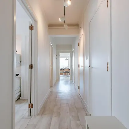 Huswell - Beautiful Seaview With Private Garage *